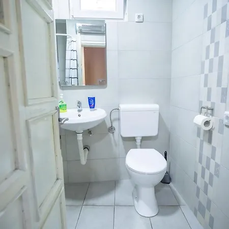 Passenger Hostel *